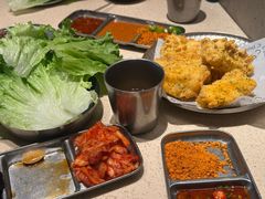 -蚂蚁洞·烤肉大营地(上海静安大悦城店)