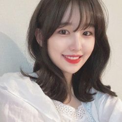 -变画·发型STUDIO