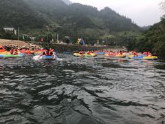 景点-龙井峡漂流