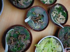 -周记翘脚牛肉