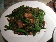 辣椒炒肉-梁家大院•农家菜(昆山会展中心店)