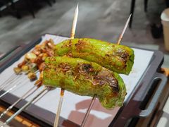 -街角等你.大连海鲜烧烤.经典铁板海鲜串(西安路店)