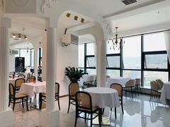 -神秘先生西餐酒廊