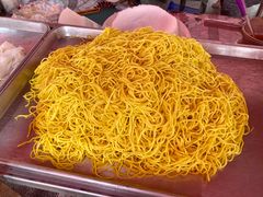 -乌恰市场(彩虹商场店)