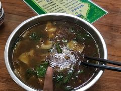 -宝山一号馕坑肉