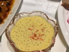 杨枝甘露-臻宝中餐厅·大连菜·海鲜·融合菜(大连一方城堡豪华精选酒店)