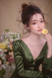 -艾米丽婚纱礼服