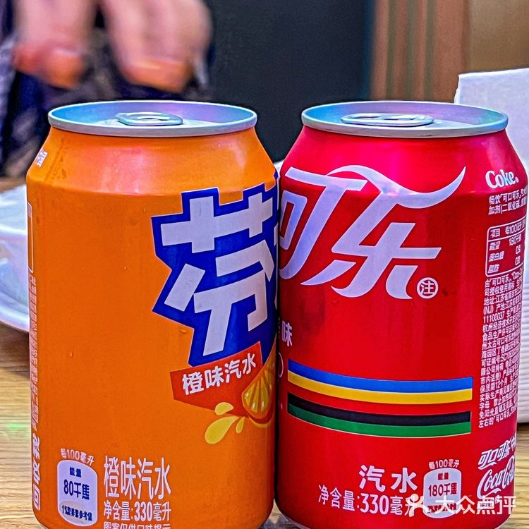 这家店的小龙虾真的… 太大了 到了夏天 龙虾都长成熟了