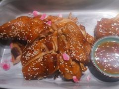 -蜜桃餐厅·伴山(湖滨商业街店)