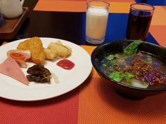 -成都保利公园皇冠假日酒店(熊猫基地店)