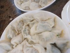 -周家大连水饺(美专校街店)