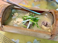 布依竹筒鸭-布依八大碗·私房菜·贵州菜
