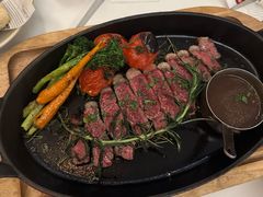 -斯普汇生蚝牛排馆(中骏世界城店)