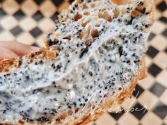 松露鱼籽法棍-Let's Taipei 非常烘焙(太古里店)