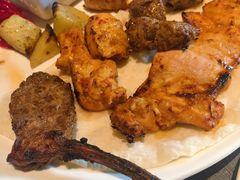 烤肉小拼盘-Efes Turkish & Mediterranean Cuisine 艾菲斯餐厅(陆家嘴店)