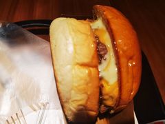 墨西哥圆椒牛堡-UMAMI乌玛米披萨·汉堡·清真Halal(红岭北店)
