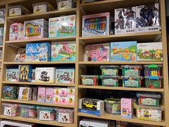 零售区-食上东新街美食街区(民乐新都会店)