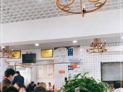 大堂-八两八金·莱芜特色炒鸡(市南漳浦路店)