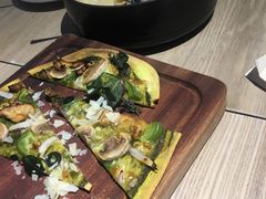 罗勒蘑菇鸡肉披萨-Maxpoint Kitchen 西餐咖啡(乐峰广场店)