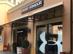-UNDER ARMOUR(八达岭奥莱店)
