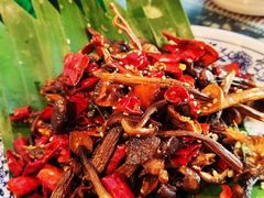 -蜗牛小馆醉乡民谣云南菜(惠新西里店)
