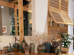 -墨居上隐·院子里火锅(峨眉店)