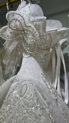 -衣贝姿婚纱礼服馆