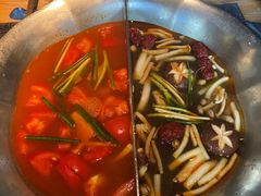 -湊湊火锅·茶憩(南京东路悦荟店)