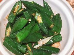 蒜蓉炒秋葵-珍味汤馆·潮汕家乡菜(保利文化广场店)