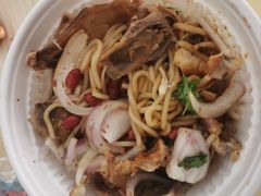 -灵芝妹子海鲜米线(劳动公园店)