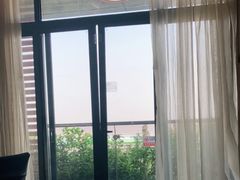 -上海南汇嘴大堤酒店