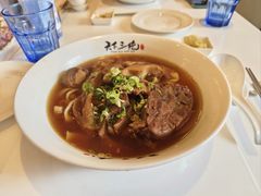 -天下三绝 牛肉面/红酒