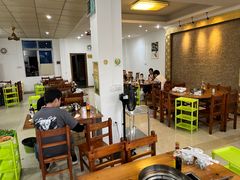 -15年老字号鑫鑫猪肚鸡·椰子鸡海南火锅(兴隆华侨农场店)