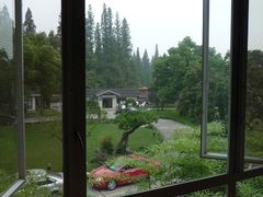 酒店房间窗外-杭州西湖柳莺里酒店