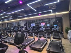 -威克健身游泳(万菱汇店)