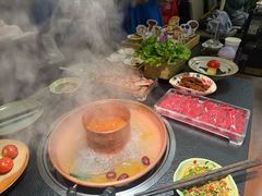 -菌自由丨野生菌火锅特色庭院餐厅(丽江古城店)