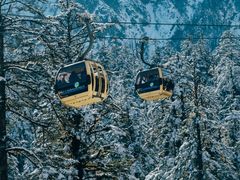 -贡嘎雪山