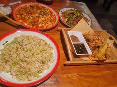 -先启半步颠·川菜小炒