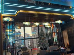 -屋有岛沉浸游戏旗舰店(中山公园店)