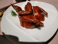 脆皮乳鸽-新荣记(BFC外滩金融中心店)