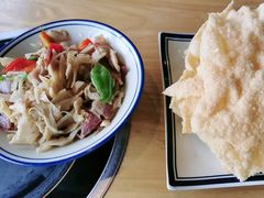 竹笋炒腊肉-妈妈的味道(和顺古镇店)