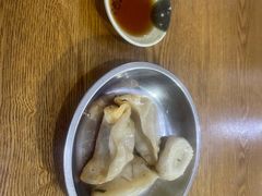 -黄阿姨锅贴大王(万航渡路店)