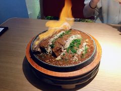 -蜜桃餐厅·伴山(绿宝广场店)