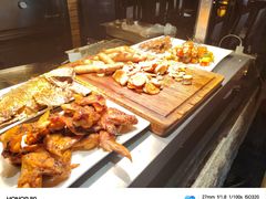 -唐拉雅秀酒店-西锦汇空中BBQ·思创餐厅