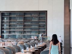 -深圳国际会展中心希尔顿酒店(前海华发冰雪世界店)