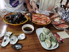 -老东镇啤酒屋海鲜加工·蒸汽海鲜·海鲜烧烤(台东店)