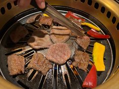 -炼火烤肉店