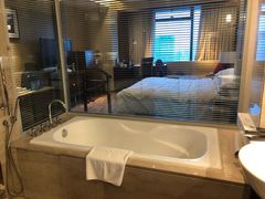 -上海龙之梦万丽酒店