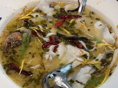 -渔语鱼酸菜鱼新川菜(来福士店)