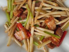 -东馆和天下特色餐饮(工农店)